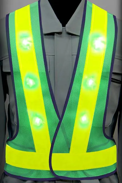 超高輝度LED 安全ベストのカラーバリエーション：青LED×蛍光ライム反射材 × 蛍光グリーン（メッシュ生地）